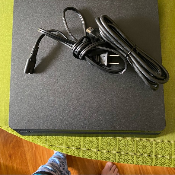 PlayStation 4, 4 controls,mortal combat xl,sniper,just cause 4,genesis,crew2 - Picture 2 of 5